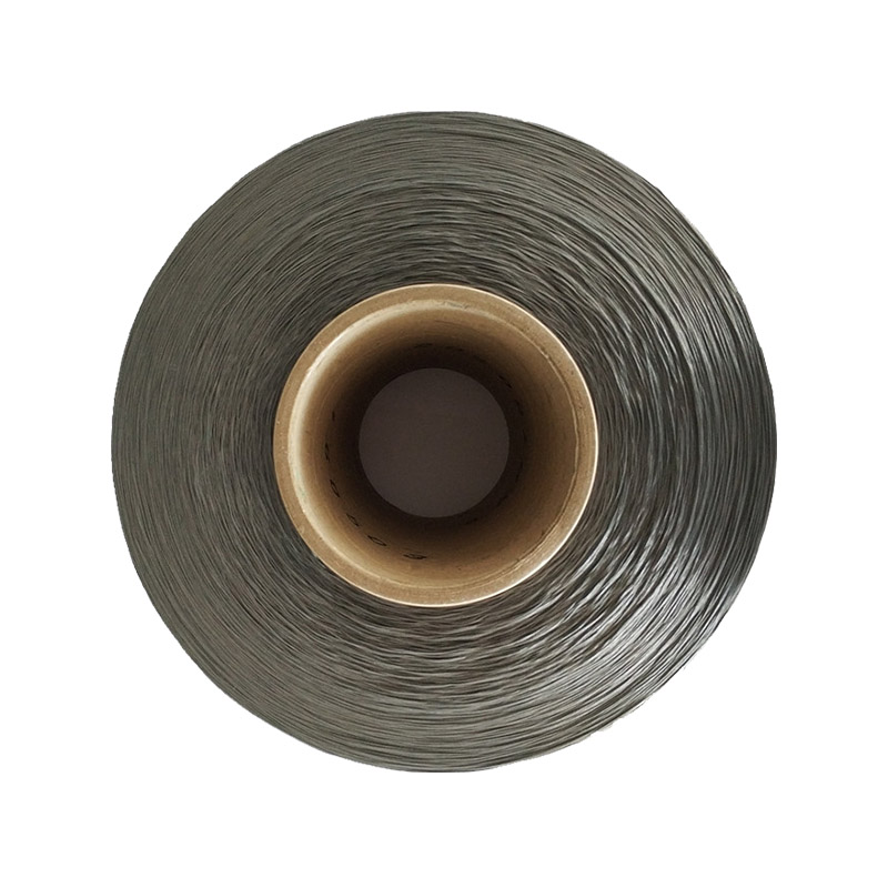 Polyester iplik nedir ve neden popüler?