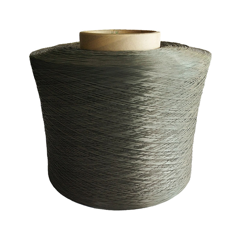Siyah polyester iplik